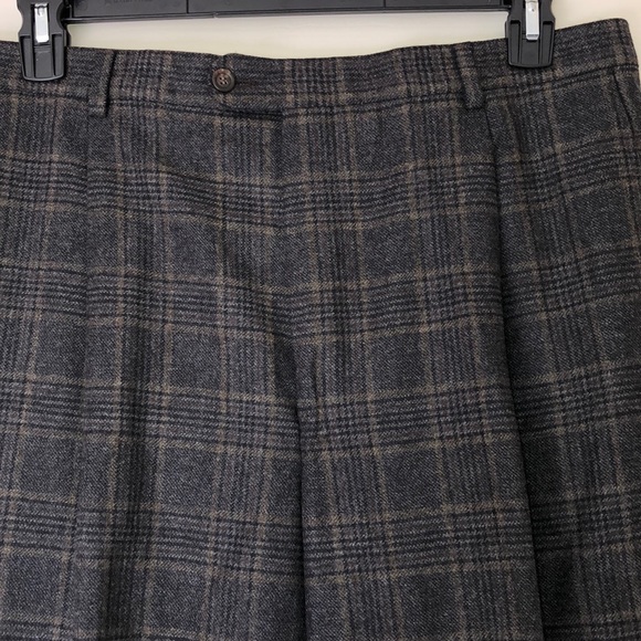 Burberry Suit - Picture 7 of 10